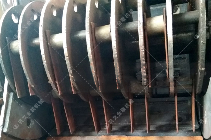 雙級粉碎機-雙級無篩底粉碎機-小型雙級久久精品国产亚洲AV麻豆-工作原理-圖片-視頻及型號參數